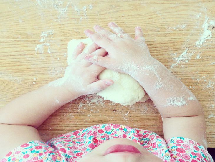 dough, hands